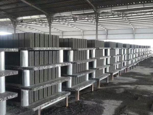 水泥砖托板厂家在越南多孔砖使用纤维托板
